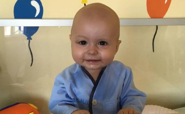 Cataleya, la bebé vallisoletana con leucemia, se somete a su trasplante de médula
