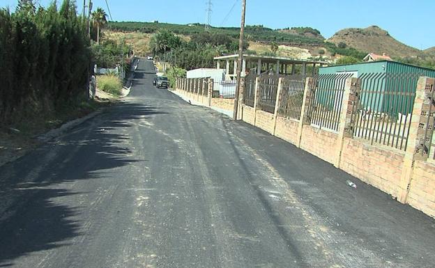 Los vecinos de El Romeral en Alhaurín de la Torre vuelven a quedarse sin línea telefónica por el robo de cobre