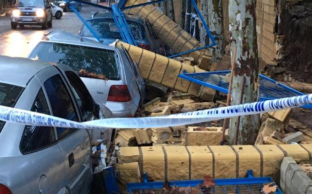 Una tromba de agua provoca importantes destrozos y bloquea durante horas los accesos a Marbella