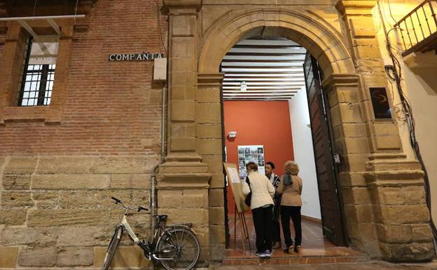 Lectura colectiva en el Ateneo por el 'Día de las Escritoras'