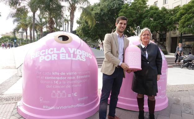 Campaña 'Recicla vidrio por ellas', para recaudar fondos para la lucha contra el cáncer de mama