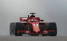 Vettel se dispara en el pie ante el dominio de Hamilton