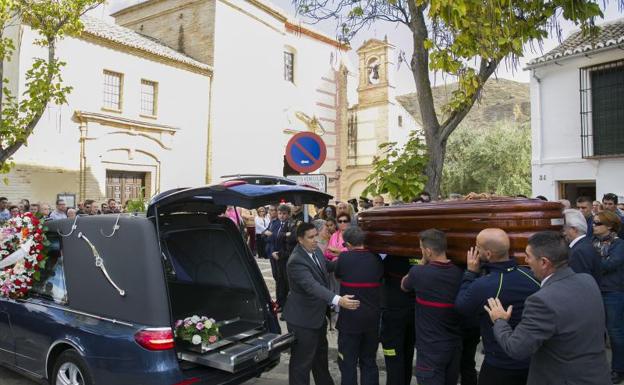 El nuevo parque de bomberos de Antequera llevará el nombre de José Gil
