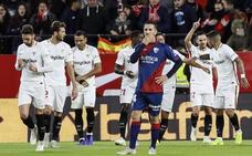 El Sevilla sigue en racha y derrota al Huesca