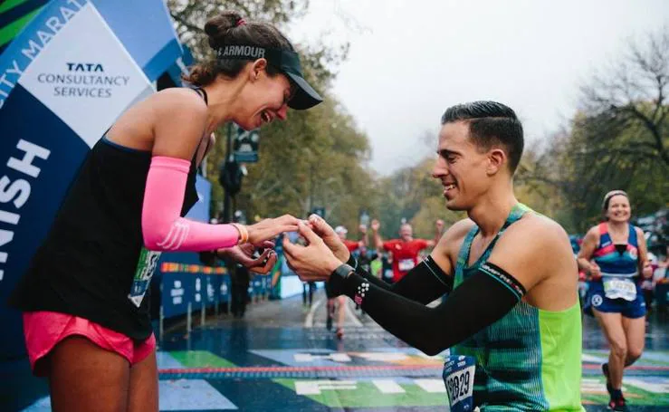 Así pidió matrimonio a su novia tras correr la Maratón de Nueva York