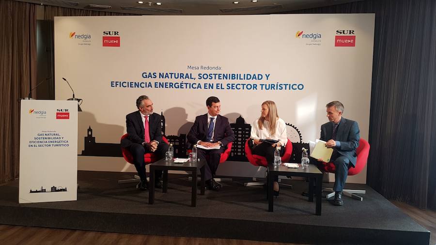 Así ha sido la mesa redonda sobre la eficiencia energética en el sector turístico