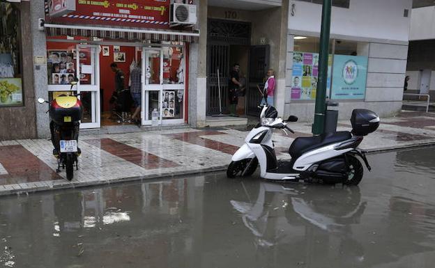 La oposición exige que el plan de inversión en los barrios incluya obras para evitar inundaciones