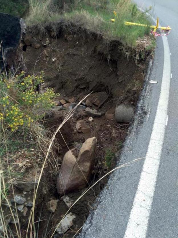 Arrancan las obras de la calzada de La Mairena, afectadas por las últimas lluvias