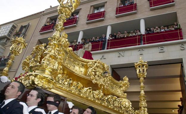 Los hermanos de Estudiantes votarán el día 26 si la cofradía pasa a ser la última del Lunes Santo