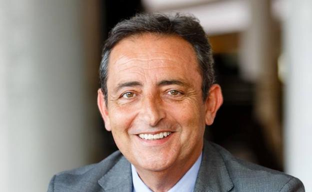 «Para la salud es tan malo fumar 15 cigarrillos al día como envejecer solo»