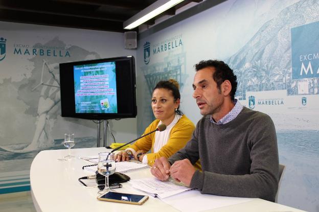 Izquierda Unida y Podemos denuncian la «deriva privatizadora» del presupuesto