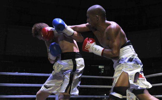 Ronny Landaeta no consigue el título europeo del peso supermedio