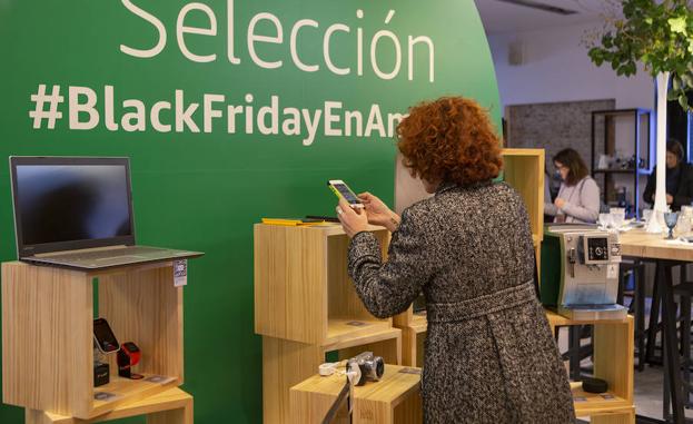 Así es la primera tienda física que Amazon instala en España