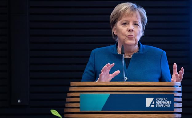 Merkel carga en el Bundestag contra los nacionalismos
