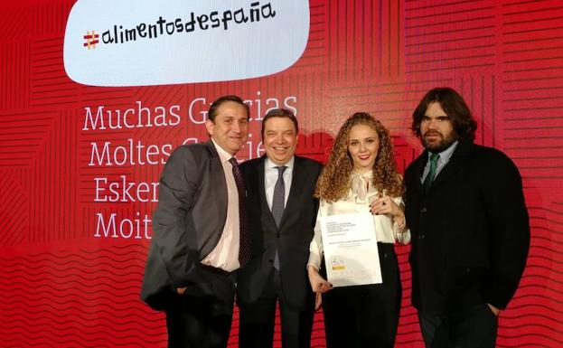 Finca La Torre recibe el premio al mejor aceite de oliva virgen extra frutado verde amargo Alimentos de España