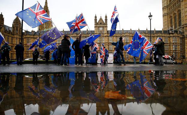 El acuerdo del 'brexit' encuentra su voz imperiosa