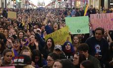 Unas 2.000 personas se manifiestan en contra de Vox y del fascismo en Málaga