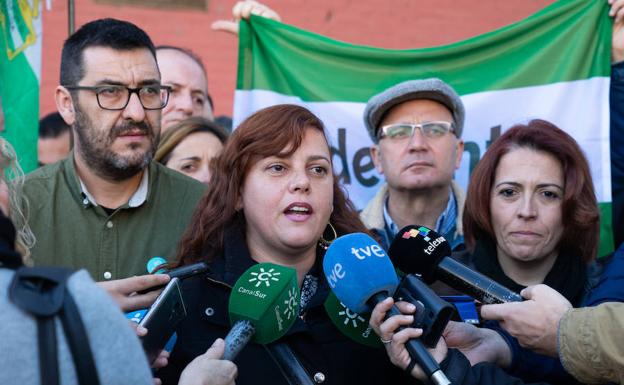 Los partidos de izquierda apelan al «espíritu del 4 de diciembre» para frenar a la extrema derecha en el homenaje a García Caparrós