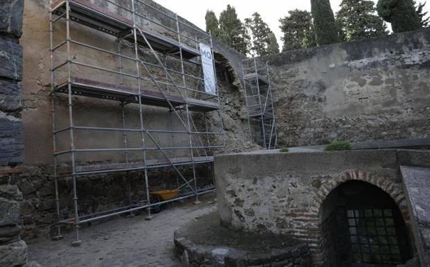 Ciudadanos exige al equipo de gobierno que acometa un plan integral de rehabilitación del castillo de Gibralfaro