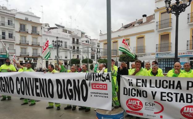 Principio de acuerdo para desconvocar la huelga de limpieza en Torrox
