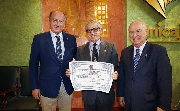 Braulio Medel, nombrado académico de honor de la Institución Carlomagno