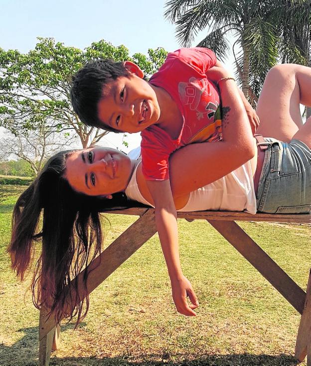«La mejor decisión que he podido tomar en mi vida es irme a Bolivia»