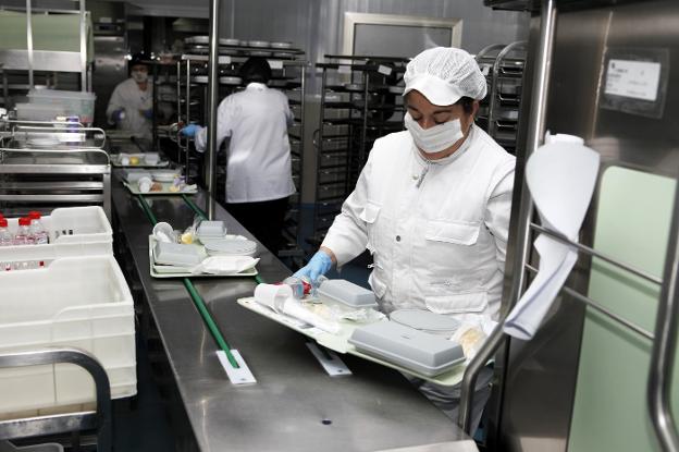 ¿Crema de puerros o sopa de marisco?