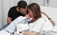 Lucas, un malagueño, primer bebé nacido en Andalucía en 2019