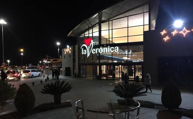 Una filial de Carrefour adquiere el centro comercial La Verónica de Antequera por 16 millones