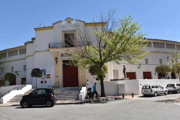 Los antitaurinos se manifiestan hoy contra la vuelta de los toros a Marbella con el aval de 85.000 firmas