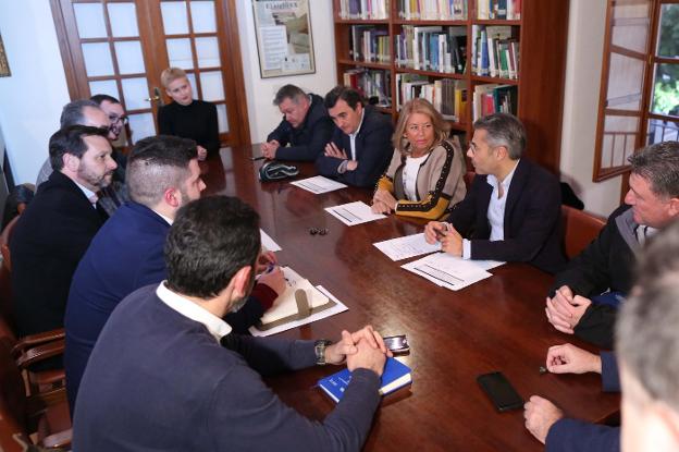 La Agrupación de Cofradías pide al Ayuntamiento ampliar el recorrido oficial