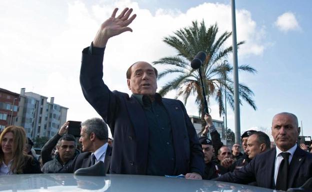 Silvio Berlusconi anuncia su candidatura a las elecciones europeas