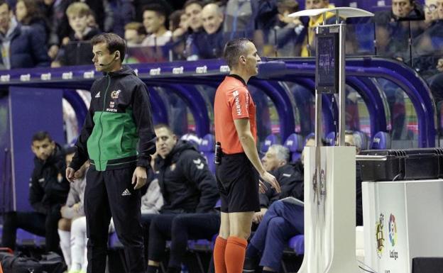 Clos Gómez dará una charla explicativa sobre el VAR al Real Valladolid