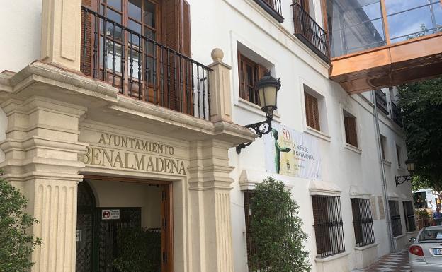 Benalmádena acoge un encuentro sobre el Brexit con la comunidad de residentes británicos