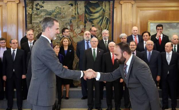 Mario Cortés, en su faceta de decano nacional, se entrevista con el Rey