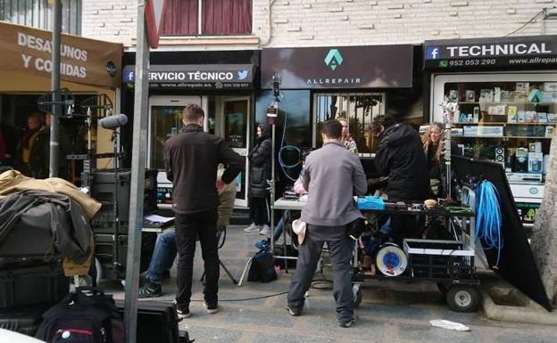 El rodaje de la serie 'The Paradise' arranca en Torremolinos con una persecución