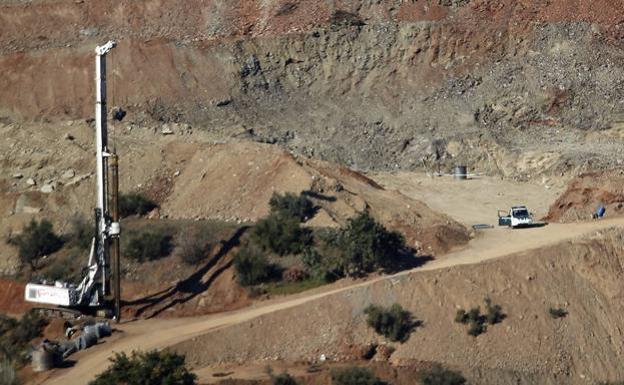 El Colegio de Geólogos exige que se modifique la ley que regula el sellado de pozos para evitar «graves peligros»