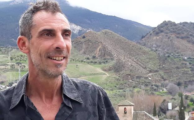 «No se puede idealizar la vida en el campo»