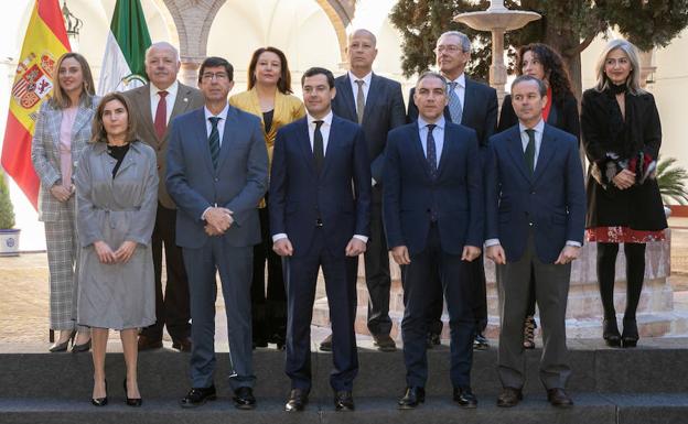 Los primeros pasos del Gobierno PP-Cs