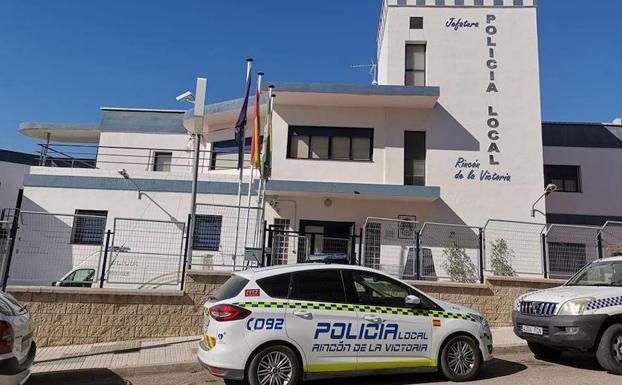 Condenado a pagar 600 euros por arañar con una llave un vehículo de un agente de la Policía Local