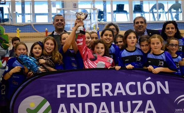 La Candelaria hockey se proclama campeona andaluza