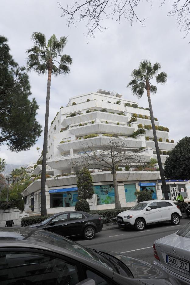 El Ayuntamiento ingresará más de un millón de euros tras la subasta de un ático de José Luis Sierra