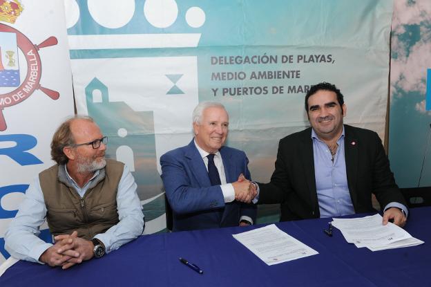 El puerto Virgen del Carmen y el Club Marítimo se alían para impulsar acciones deportivas