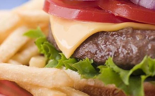 ¿Qué porciones hay que comer de cada alimento para no tener sobrepeso?