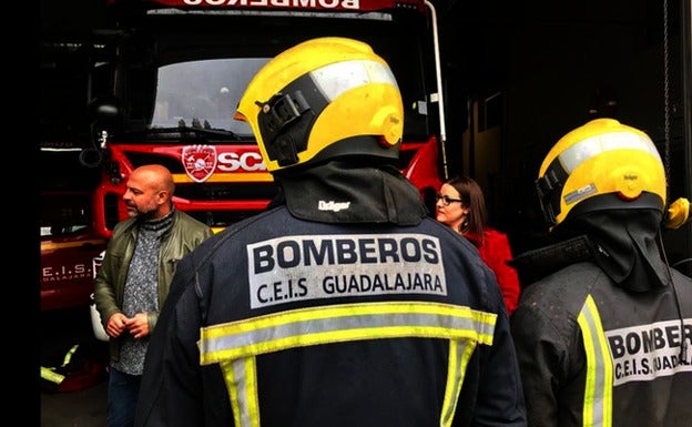 Una mujer muere en Guadalajara al explotar la chimenea de su casa