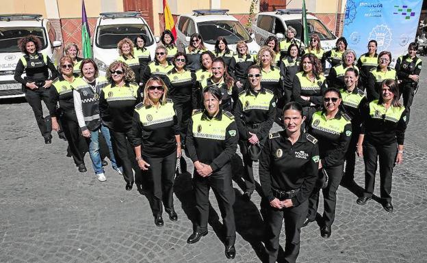 «Cuando cogía a un delincuente, me decía que una mujer no le detenía»