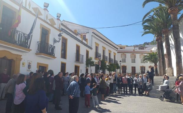 Tres días de luto en Estepona y concentración en Montejaque