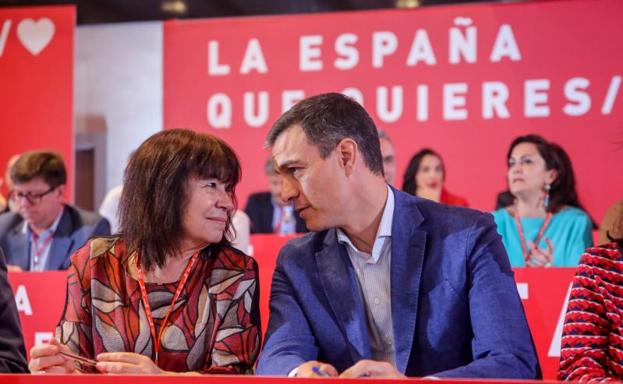 Sánchez limpia las listas propuestas por Andalucía