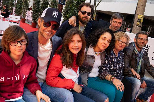 Necesita dinero para pagar su mastectomía, pero le despiden por tener pechos