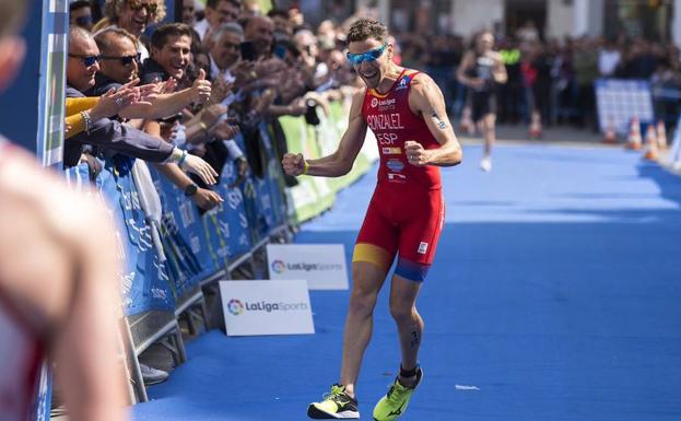 Ignacio González, campeón Iberoamericano de triatlón